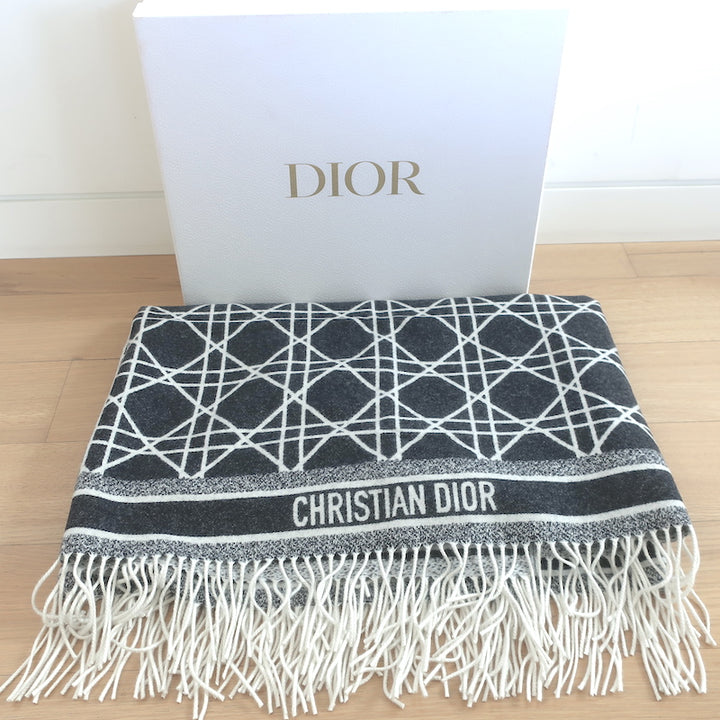Christian Dior Cashmere Macrocannage Throw Blanket Ivory/Black NEW