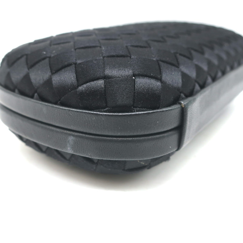 Bottega Veneta Box Knot Clutch Black Intrecciato Satin