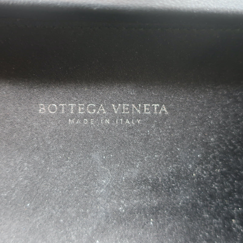 Bottega Veneta Box Knot Clutch Black Intrecciato Satin