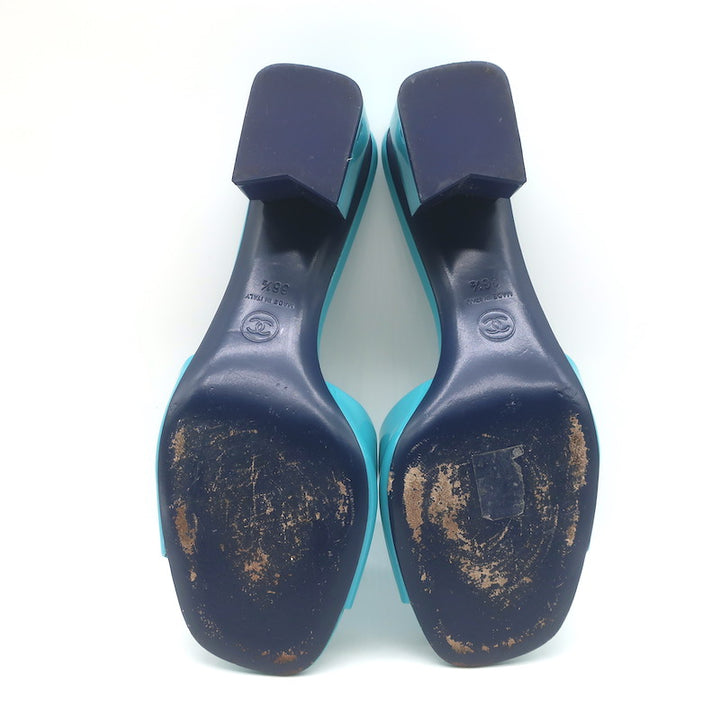 Chanel 22C CC Block Heel Mule Sandals Turquoise Patent Leather Size 36.5