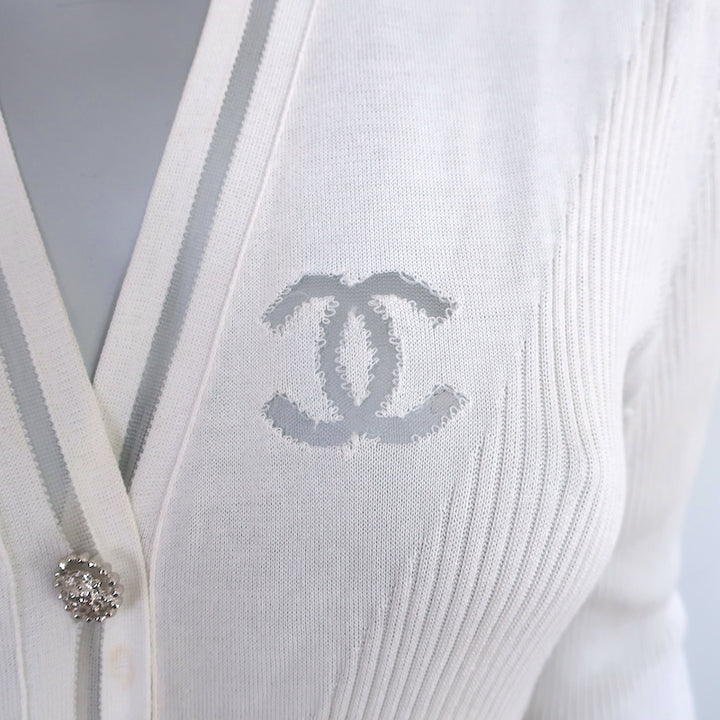 Chanel CC Long Cardigan White Cotton-Blend Ribbed Knit Size 42 V-Neck Sweater