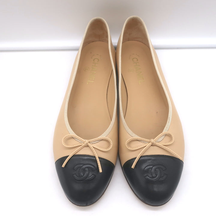 Chanel CC Cap Toe Bow Ballet Flats Beige/Black Lambskin Leather Size 42