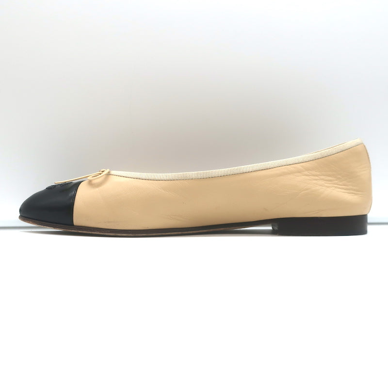 Chanel CC Cap Toe Bow Ballet Flats Beige/Black Lambskin Leather Size 42