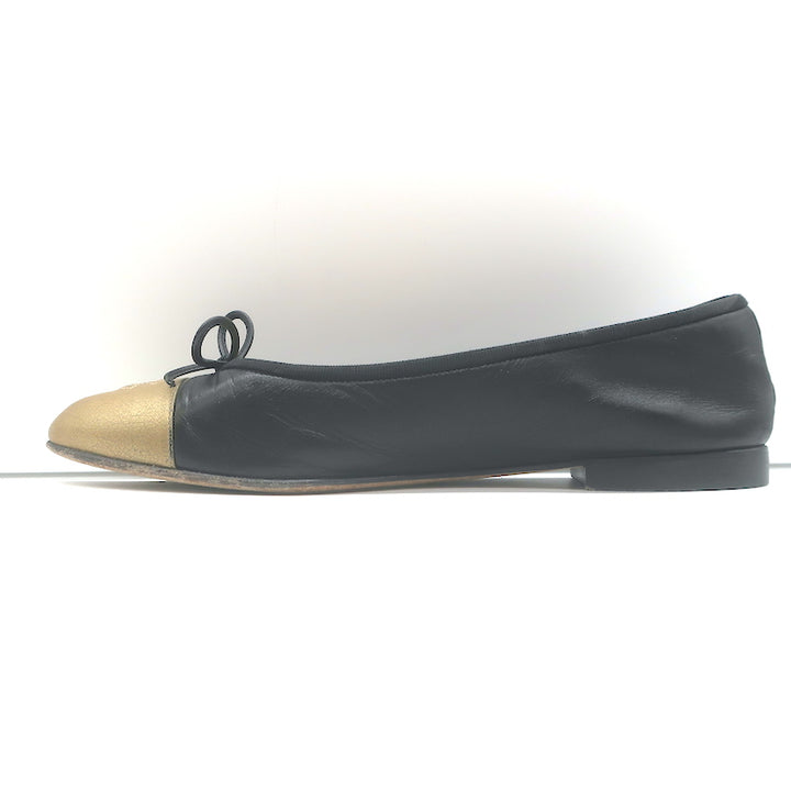 Chanel CC Cap Toe Bow Ballet Flats Black &amp; Metallic Gold Leather Size 42