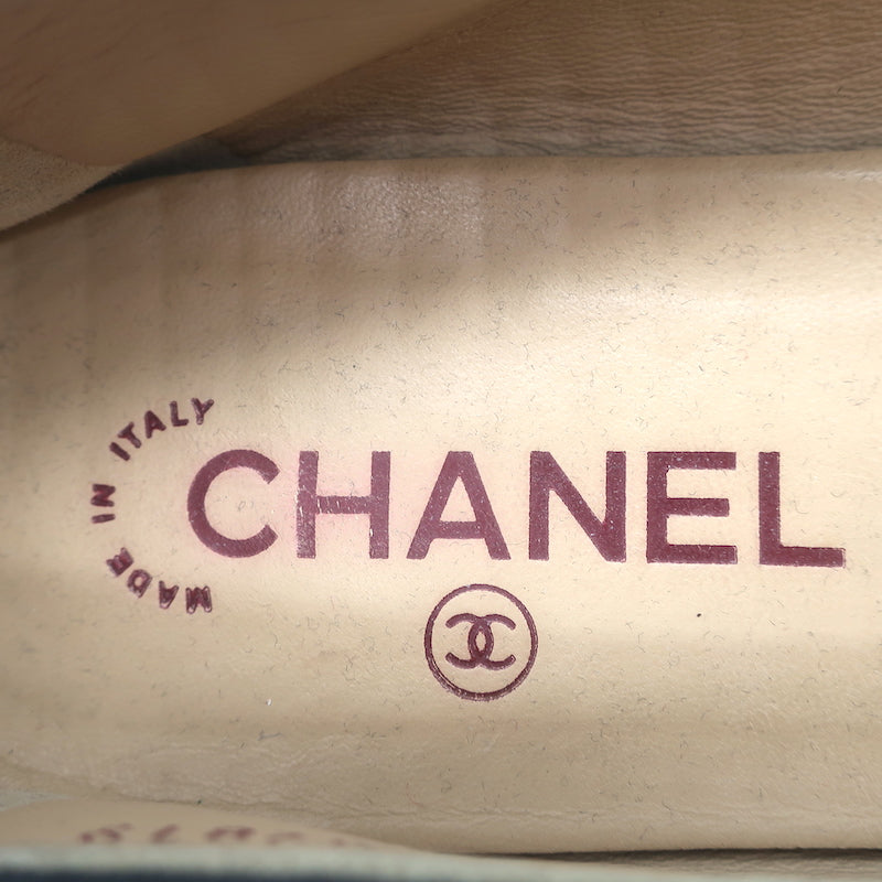 Chanel CC Cap Toe Bow Ballet Flats Black &amp; Metallic Gold Leather Size 42