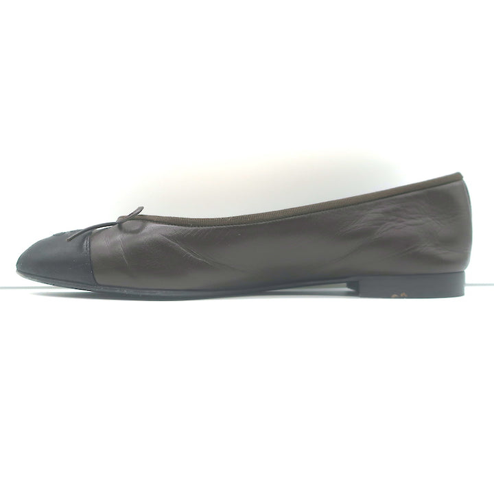 Chanel CC Cap Toe Bow Ballet Flats Dark Brown/Black Lambskin Leather Size 42