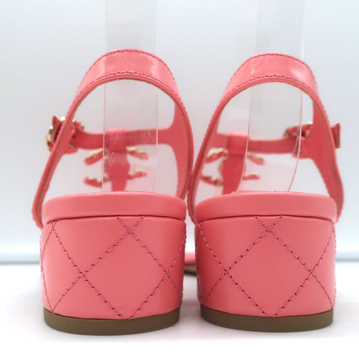 Chanel CC Chain Link T-Strap Sandals Pink Quilted Leather Size 36 NEW