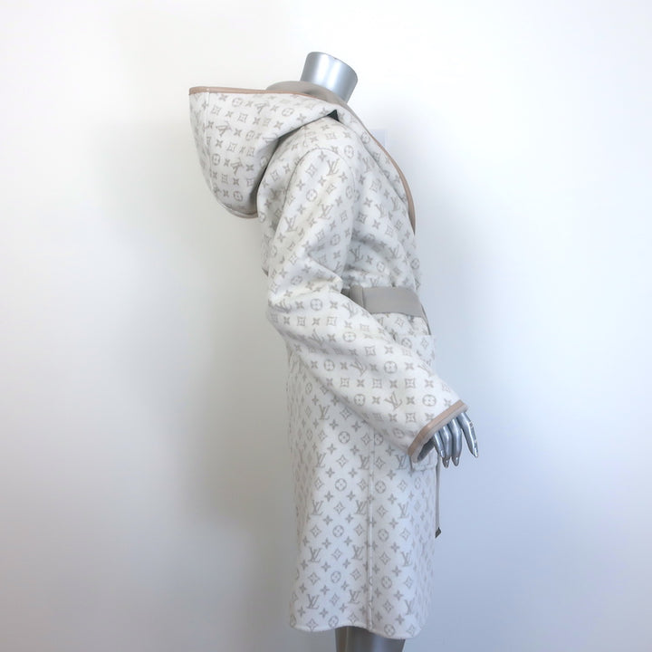 Louis Vuitton Reversible Signature Hooded Wrap Coat Taupe/Gray Monogram Size 36