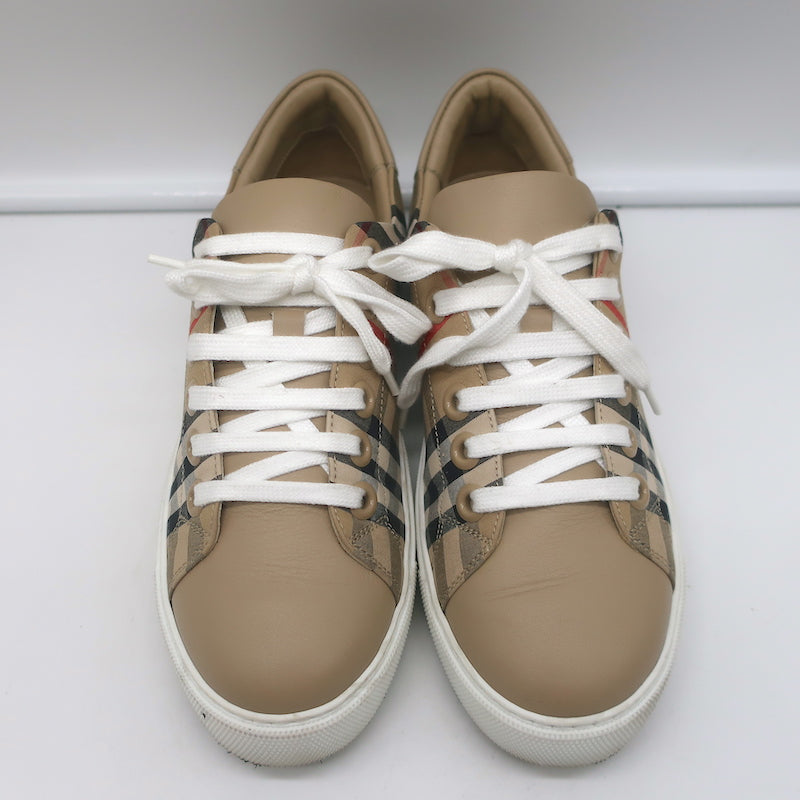 Burberry Vintage Check and Leather Low Top Sneakers Archive Beige Size –  Celebrity Owned