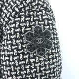 Chanel 20N Coco Neige Tweed Down Puffer Jacket Black/White Size 42 NEW