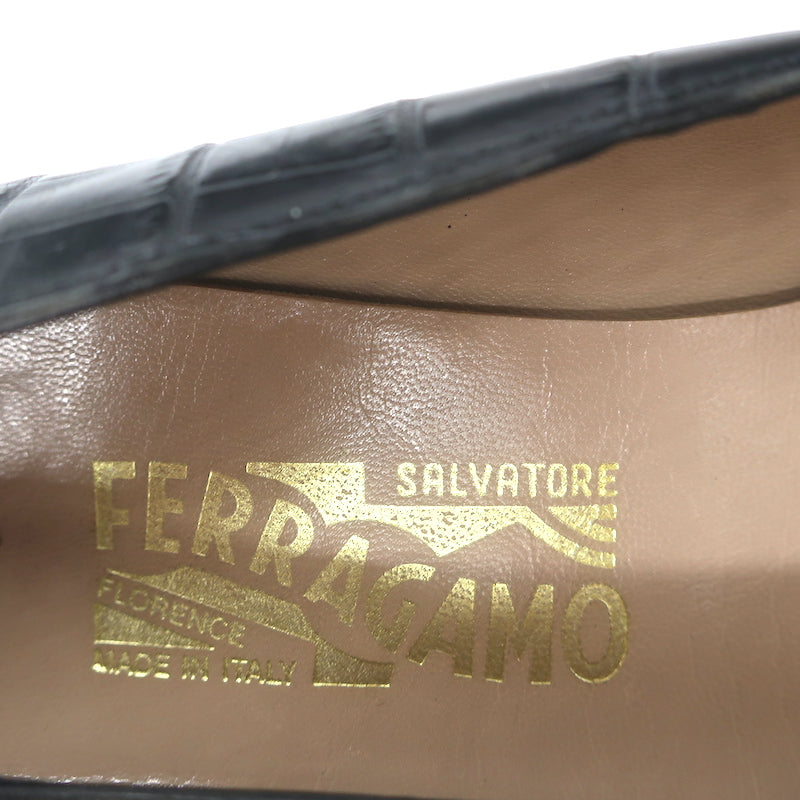 Salvatore Ferragamo Croc-Embossed Pumps Black Leather Size 11 Pointed Toe Heels