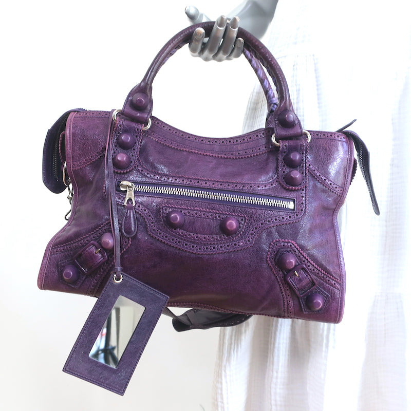 Pre-loved/Used Balenciaga Handbags: $575