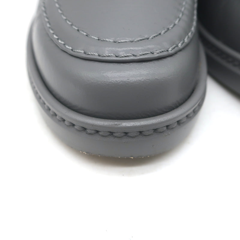 Chanel Quilted Flap CC Turnlock Loafers Gray Leather Size 37.5