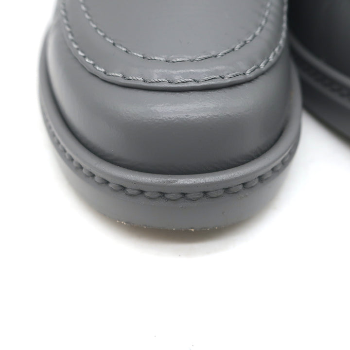 Chanel Quilted Flap CC Turnlock Loafers Gray Leather Size 37.5