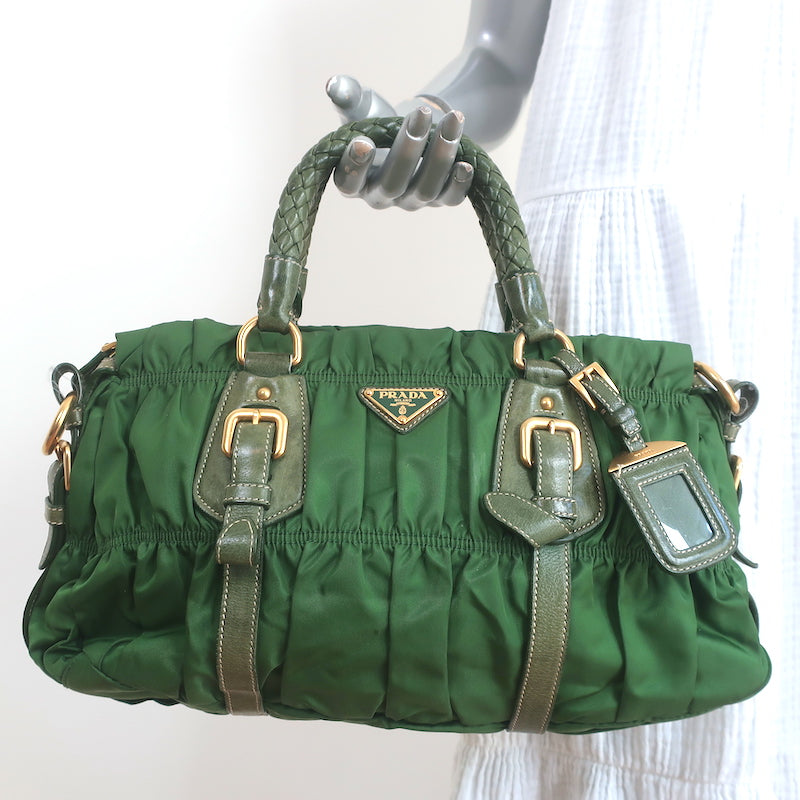 ⌘Grin⌘ 　　　PRADA➕fafa Prada Tessuto Gaufre Braided Handle Satchel Green Nylon