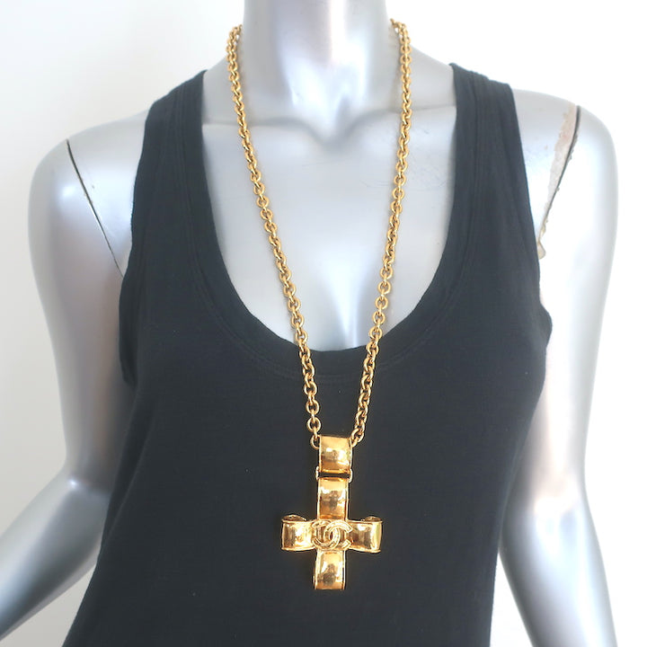 Pre-loved/Used Chanel Women&