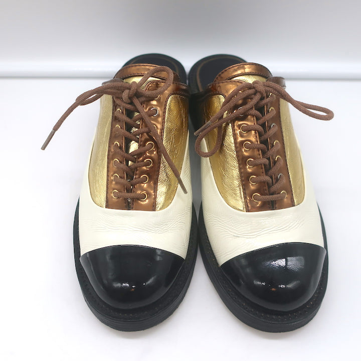 Chanel Cuba Oxford Mules Gold/Cream/Black Leather Size 38C Backless Flats