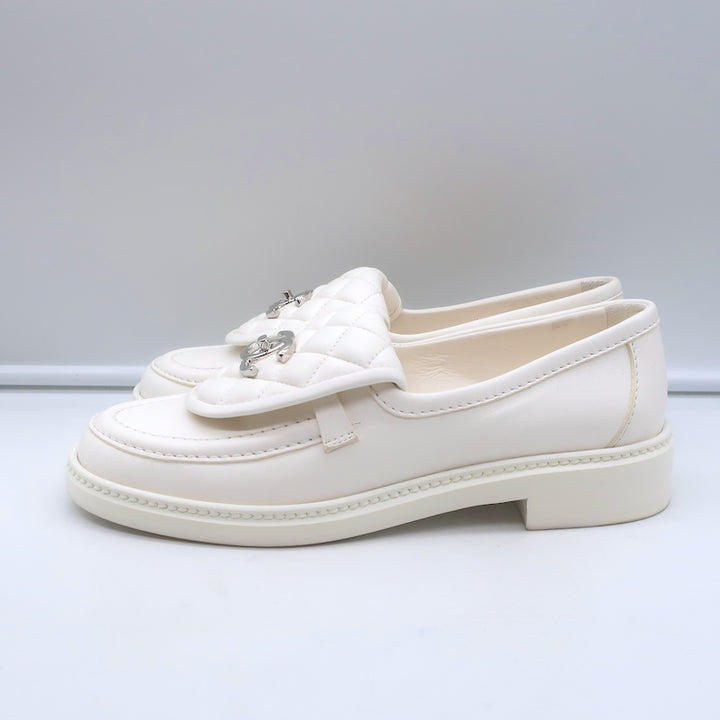 Chanel 20B CC Turn Lock Quilted Tab Loafers White Leather Size 37.5