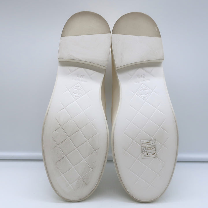 Chanel 20B CC Turn Lock Quilted Tab Loafers White Leather Size 37.5