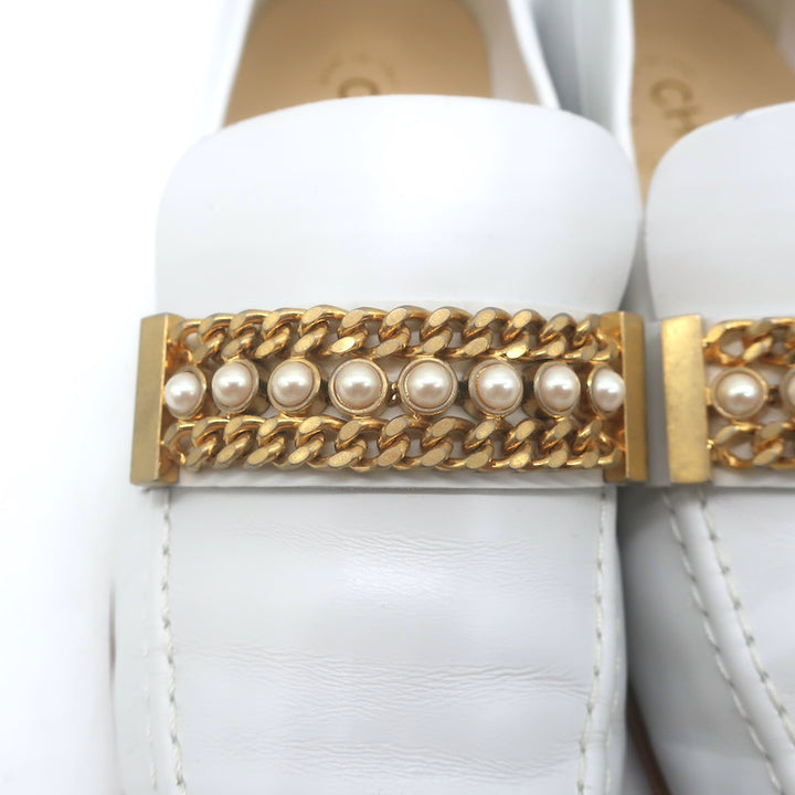 Chanel Pearl &amp; Chain-Embellished Loafers White Leather Size 39