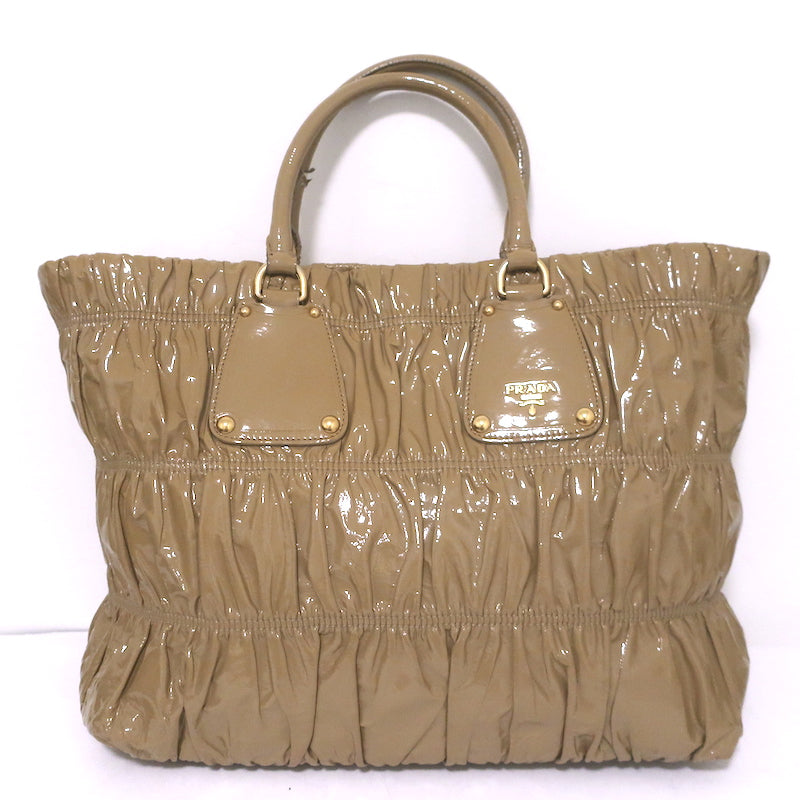 Prada Vernice Gaufre Tote Camel Patent Leather Large Shoulder Bag