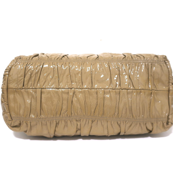 Prada Vernice Gaufre Tote Camel Patent Leather Large Shoulder Bag