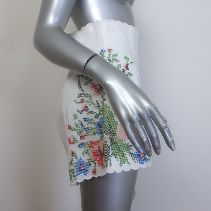 Zimmermann Juliette Cross Stitch Embroidered Shorts White Linen Size 1/Small