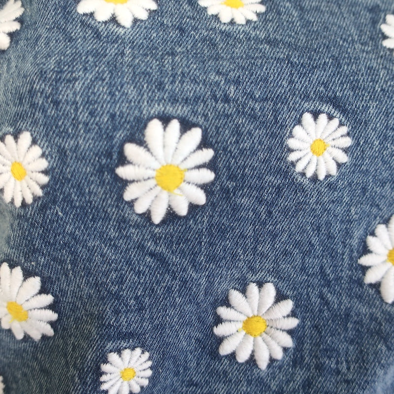 Alice + Olivia Wynell Daisy-Embroidered Denim Mini Dress Medium Wash Size 2 NEW