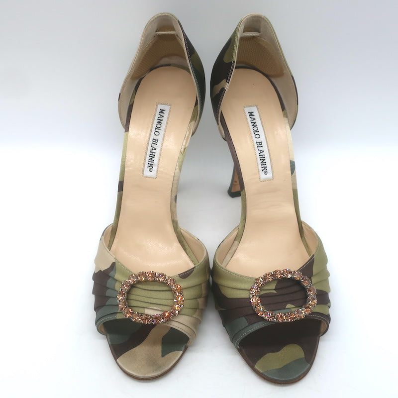 Manolo Blahnik Sedaraby Crystal Buckle d&