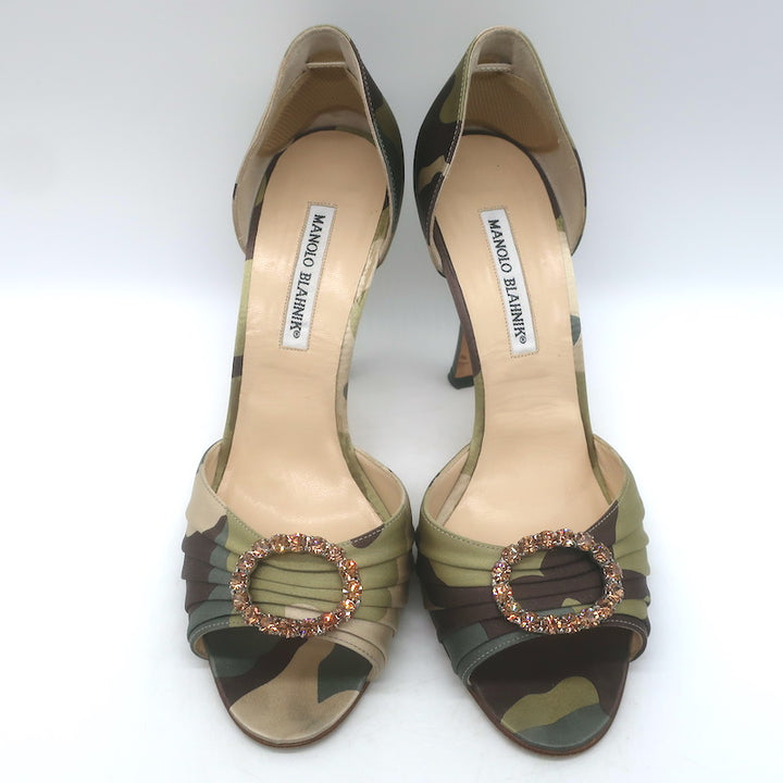 Manolo Blahnik Sedaraby Crystal Buckle d&