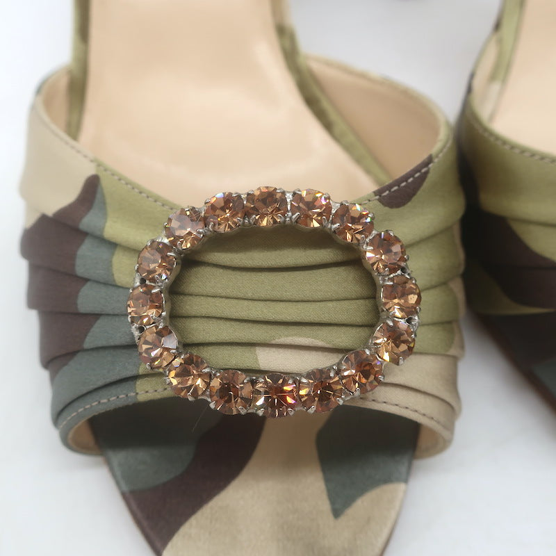 Manolo Blahnik Sedaraby Crystal Buckle d&