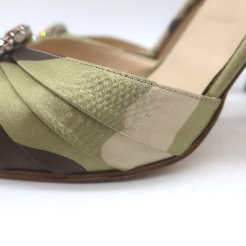 Manolo Blahnik Sedaraby Crystal Buckle d&