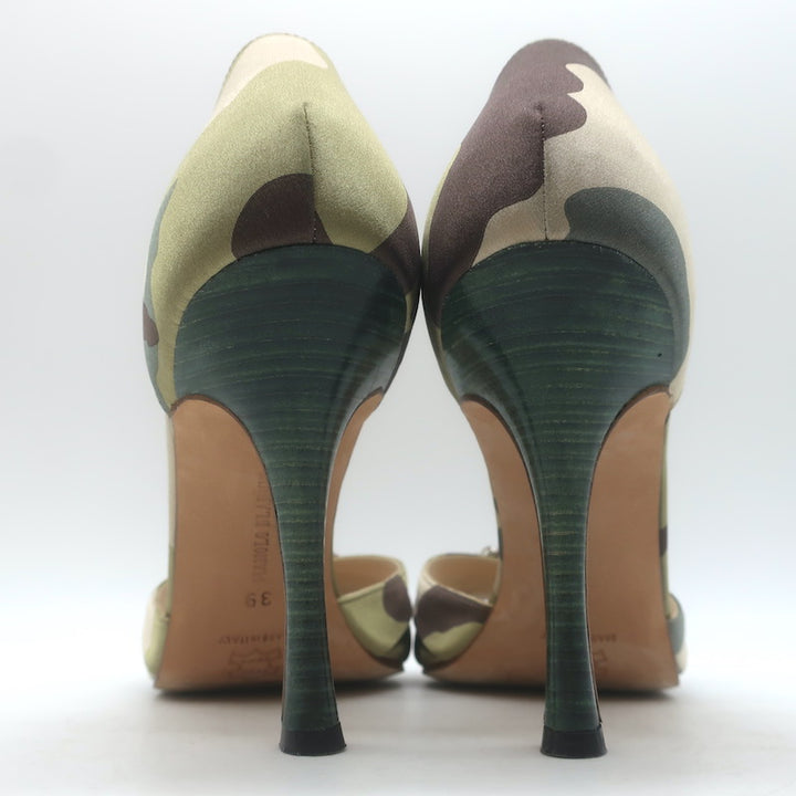 Manolo Blahnik Sedaraby Crystal Buckle d&