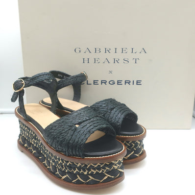 Pre-loved/Used Robert Clergerie Women's Heels: $895