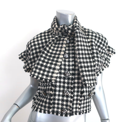 Pre-loved/Used Dolce & Gabbana Women's Coats & Jackets: $550