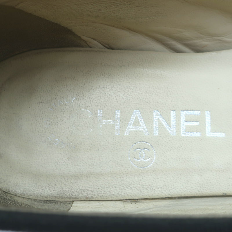 Chanel 15B CC Cap Toe Ballet Flats Grey Patent Leather &amp; Goatskin Size 38