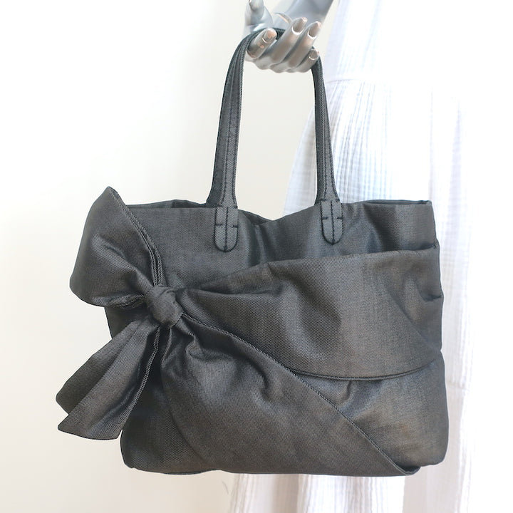 Pre-loved/Used Valentino Handbags: $349