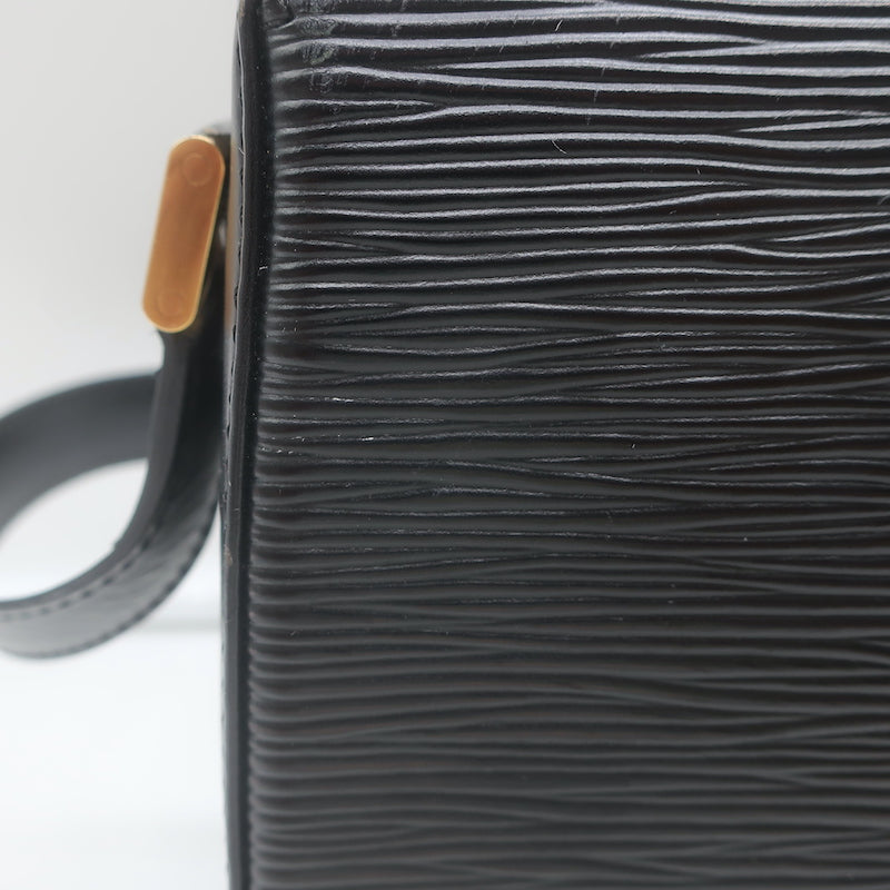 Louis Vuitton Buci Small Shoulder Bag Black Epi Leather