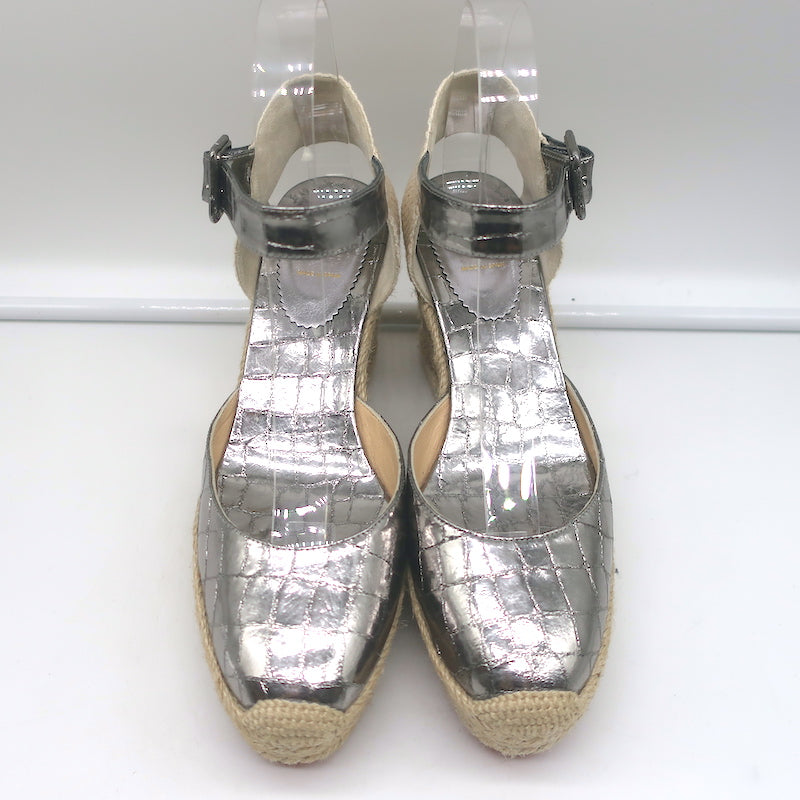 Christian Louboutin Amelina Wedge Sandals Silver Croc-Print Leather Size 38 NEW