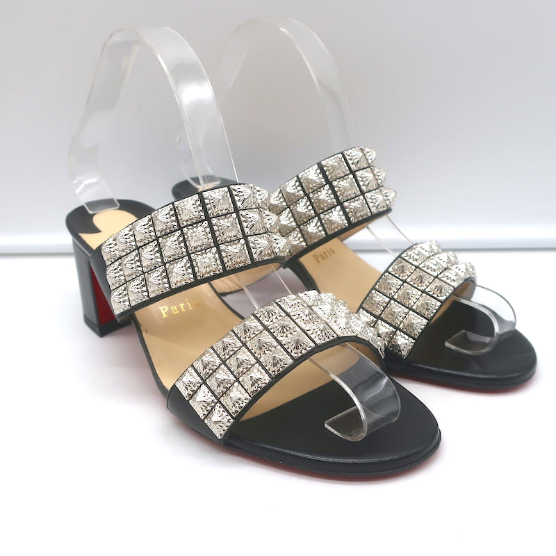 Pre-loved/Used Christian Louboutin Women's Heels: $499
