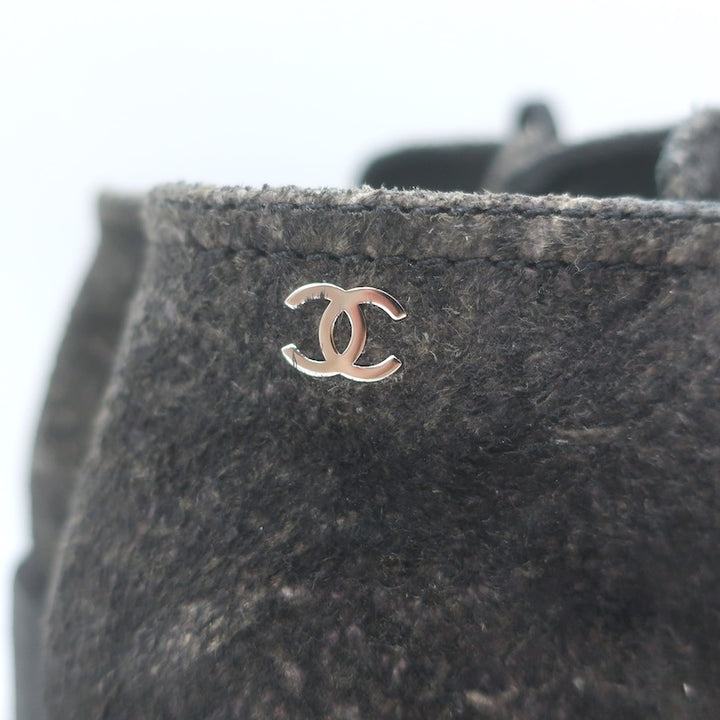 Chanel 16A CC Lace-Up Chukka Boots Dark Grey Textured Suede Size 38 US 7