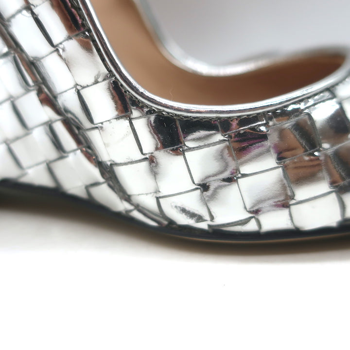 Bottega Veneta Comet Woven Mirror Leather Wedge Pumps Silver Size 38.5