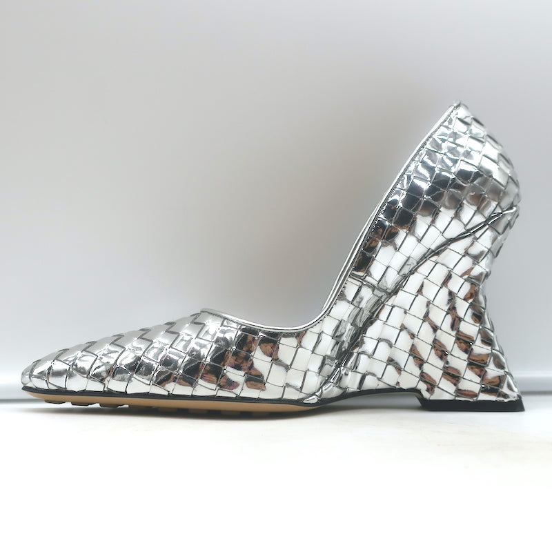 Bottega Veneta Comet Woven Mirror Leather Wedge Pumps Silver Size 38.5