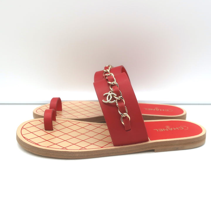 Chanel 19C CC Chain Toe-Strap Flat Slide Sandals Red Leather Size 37.5