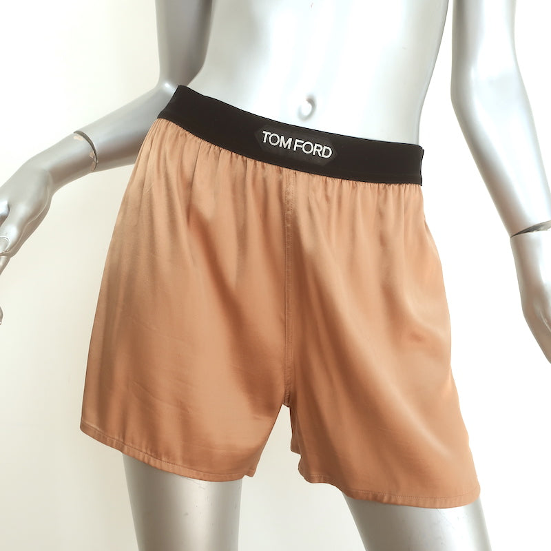 Pre-loved/Used Tom Ford Women's Shorts: $135