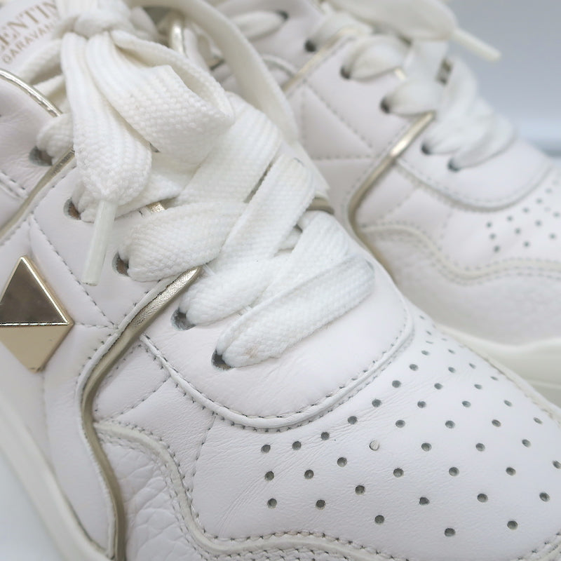 Valentino One Stud Low Top Sneakers White &amp; Gold Leather Size 35.5