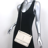 Pre-loved/Used Yves Saint Laurent Handbags: $1799