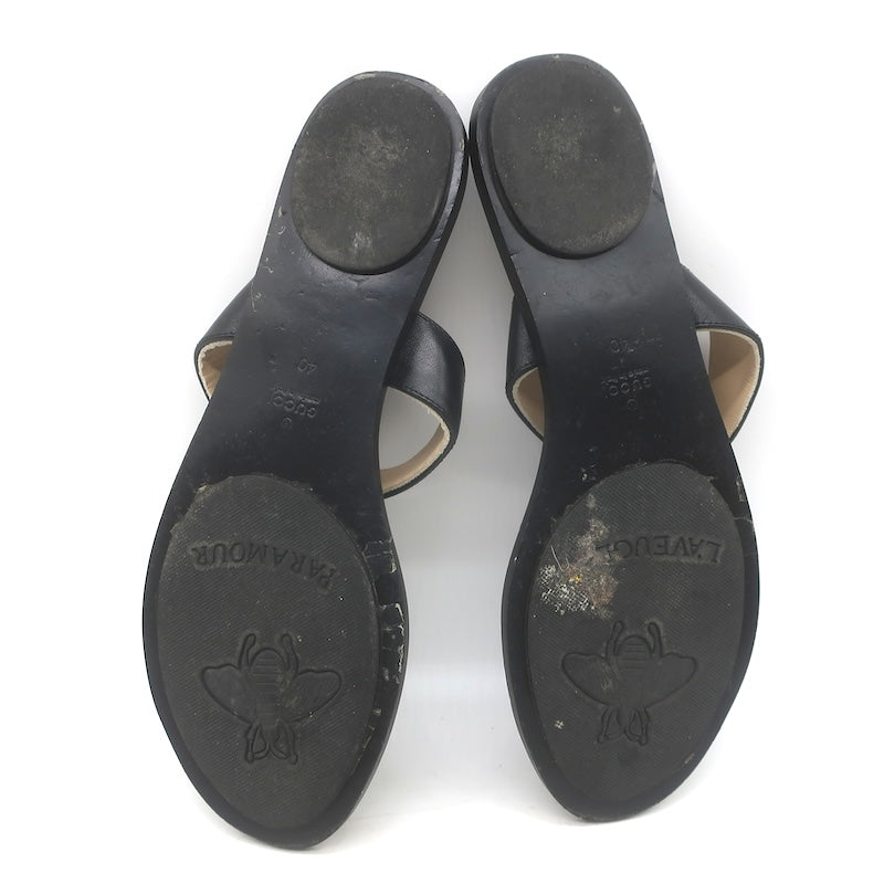 Gucci GG Marmont T-Strap Flat Thong Sandals Black Leather Size 40