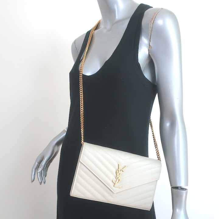 Pre-loved/Used Yves Saint Laurent Handbags: $1150