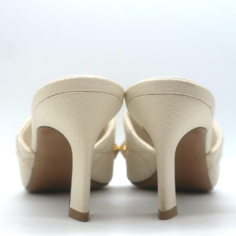 Valentino Roman Stud Quilted Slide Sandals Cream Grained Leather Size 39 US 8